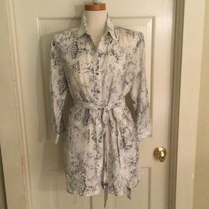 Paperwhite Snake Print Blouse